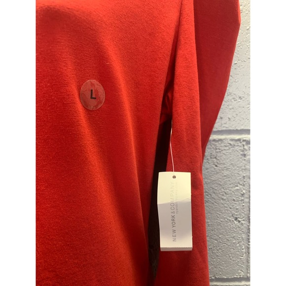 Red Heart  Peek A Boo Mock Turle Neck Long Sleeve Tee NWT - Picture 6 of 8